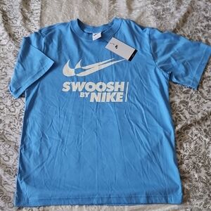 NikeWomen XS  Swoosh Boyfriend Tee - Universal Blue- Pit 21" ; Length 27"
